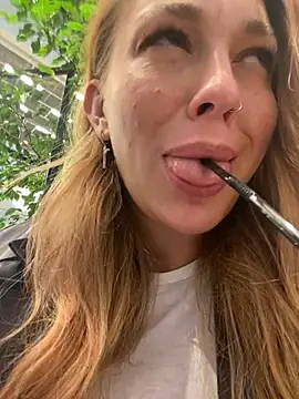 Snapshot of Sweet___Emily chatting on 11, 12, 2024 Sweet   Emily online show from 11, 12, 2024