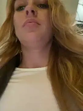 Snapshot of Sweet___Emily chatting on 11, 12, 2024 Sweet   Emily online show from 11, 12, 2024