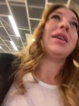 Snapshot of Sweet___Emily chatting on 24, 1, 2025 Sweet   Emily online show from 24, 1, 2025