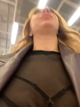 Snapshot of Sweet___Emily chatting on 8, 2, 2025 Sweet   Emily online show from 8, 2, 2025