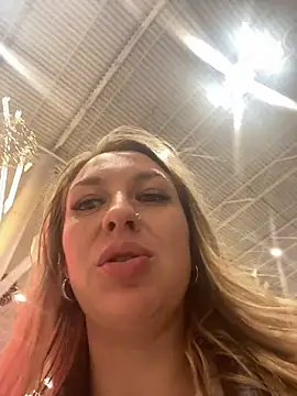 Snapshot of Sweet___Emily chatting on 30, 11, 2025 Sweet Emily online show from 30, 11, 2025