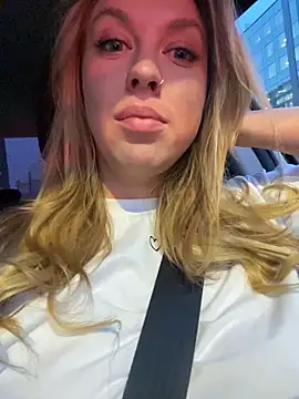 Snapshot of Sweet___Emily chatting on 15, 12, 2025 Sweet Emily online show from 15, 12, 2025