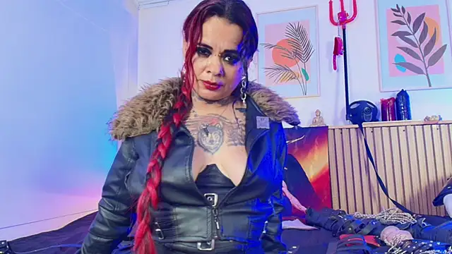 Snapshot of MorganaCrowley chatting on 9, 3, 2025 MorganaCrowley online show from 9, 3, 2025