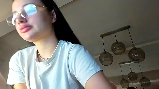 IreneVON online show from 3, 12, 2025