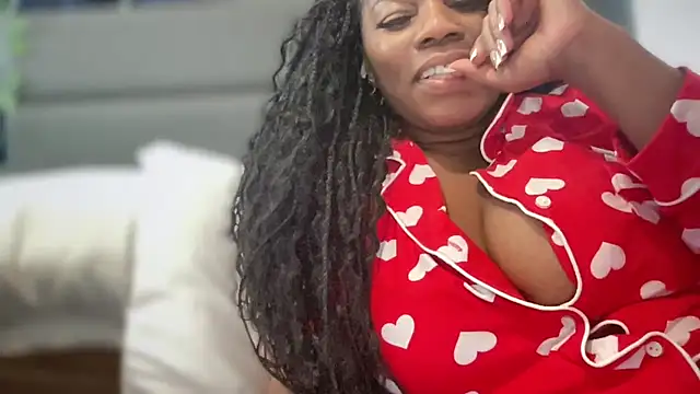 Snapshot of selena42 chatting on 10, 2, 2026 selena42 online show from 10, 2, 2026