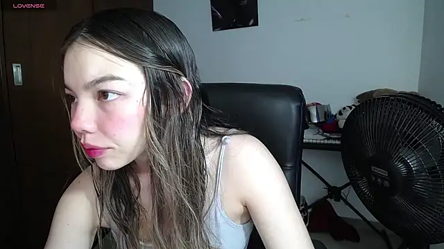 Snapshot of venelope1 chatting on 11, 2, 2025 venelope1 online show from 11, 2, 2025