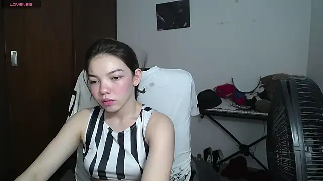 Snapshot of venelope1 chatting on 22, 2, 2025 venelope1 online show from 22, 2, 2025