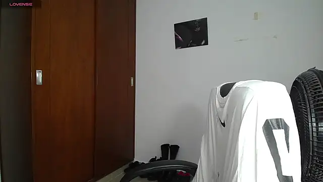 Snapshot of venelope1 chatting on 15, 3, 2025 venelope1 online show from 15, 3, 2025