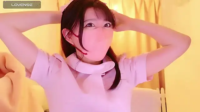 Snapshot of maii- chatting on 19, 2, 2025 maii- online show from 19, 2, 2025