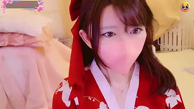 Snapshot of maii- chatting on 18, 3, 2025 maii- online show from 18, 3, 2025