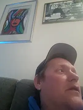 Snapshot of everyoneneeds chatting on 15, 2, 2025 everyoneneeds online show from 15, 2, 2025