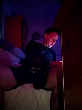 Snapshot of thatdude9_9_9 chatting on 19, 12, 2025 thatdude9 9 9 online show from 19, 12, 2025