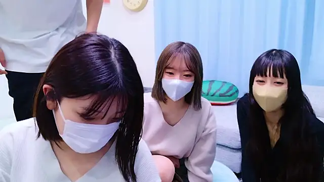 HaruruHappy online show from 17, 1, 2025