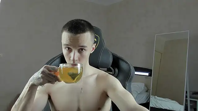 MasonWarholl online show from 23, 12, 2024