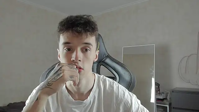 MasonWarholl online show from 6, 10, 2025