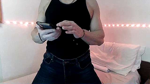 Alexx Fit023 online show from 1, 1, 2025