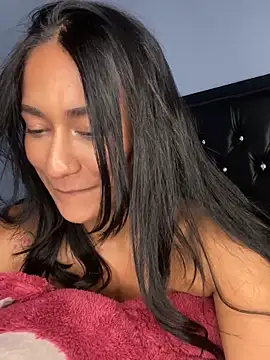 Snapshot of mailyreid chatting on 1, 2, 2025 mailyreid online show from 1, 2, 2025