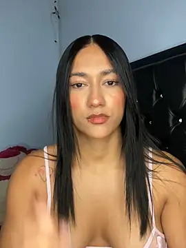 Snapshot of mailyreid chatting on 5, 2, 2025 mailyreid online show from 5, 2, 2025