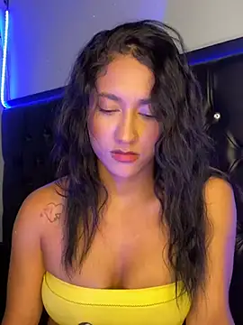 Snapshot of mailyreid chatting on 20, 3, 2025 mailyreid online show from 20, 3, 2025