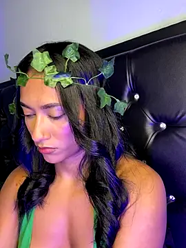 Snapshot of mailyreid chatting on 1, 11, 2025 mailyreid online show from 1, 11, 2025