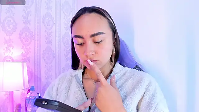 Snapshot of liaa_18 chatting on 22, 10, 2025 liaa 18 online show from 22, 10, 2025