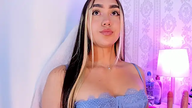 Snapshot of liaa_18 chatting on 27, 11, 2025 liaa 18 online show from 27, 11, 2025