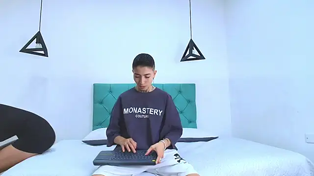 Snapshot of Tinny_and_Candy chatting on 13, 1, 2025 Tinny and Candy online show from 13, 1, 2025