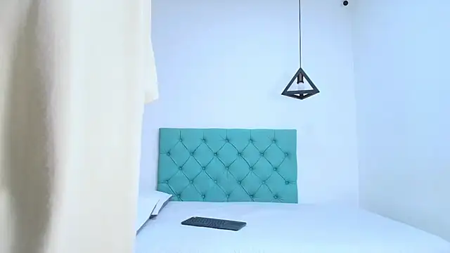 Snapshot of Tinny_and_Candy chatting on 16, 2, 2025 Tinny and Candy online show from 16, 2, 2025