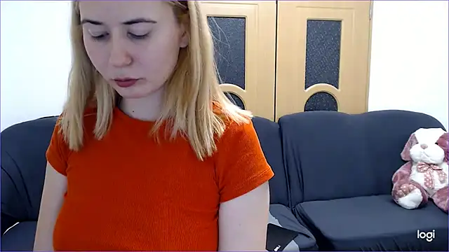 Snapshot of VioletaFlower7 chatting on 8, 2, 2025 VioletaFlower7 online show from 8, 2, 2025