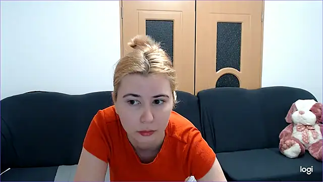 Snapshot of VioletaFlower7 chatting on 14, 2, 2025 VioletaFlower7 online show from 14, 2, 2025