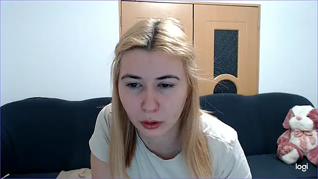 Snapshot of VioletaFlower7 chatting on 18, 2, 2025 VioletaFlower7 online show from 18, 2, 2025