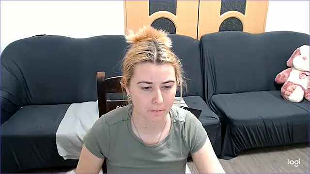 Snapshot of VioletaFlower7 chatting on 15, 3, 2025 VioletaFlower7 online show from 15, 3, 2025