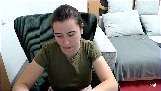 Snapshot of VioletaFlower7 chatting on 3, 11, 2025 VioletaFlower7 online show from 3, 11, 2025