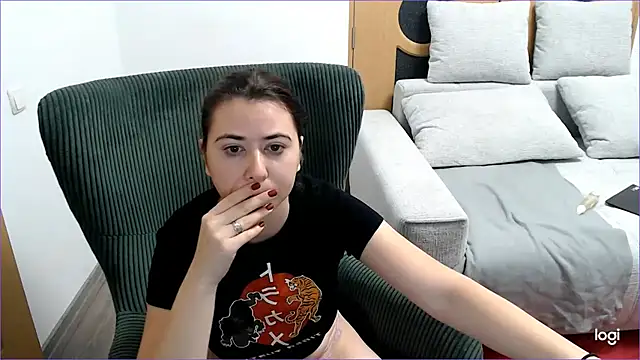 Snapshot of VioletaFlower7 chatting on 8, 11, 2025 VioletaFlower7 online show from 8, 11, 2025