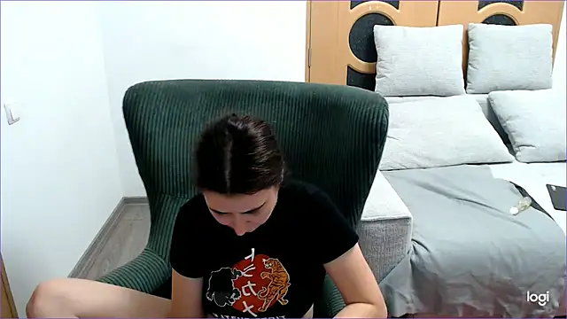 Snapshot of VioletaFlower7 chatting on 8, 11, 2025 VioletaFlower7 online show from 8, 11, 2025