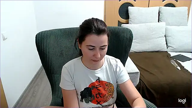 Snapshot of VioletaFlower7 chatting on 12, 11, 2025 VioletaFlower7 online show from 12, 11, 2025