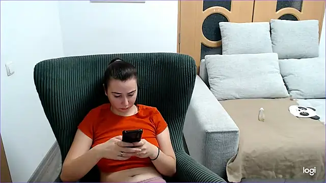 Snapshot of VioletaFlower7 chatting on 2, 12, 2025 VioletaFlower7 online show from 2, 12, 2025