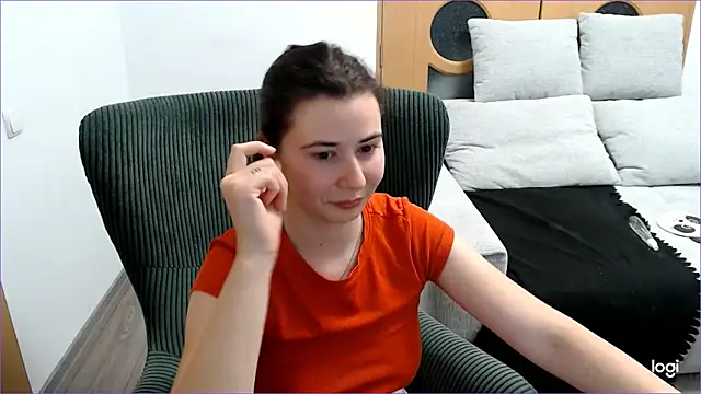 Snapshot of VioletaFlower7 chatting on 3, 12, 2025 VioletaFlower7 online show from 3, 12, 2025