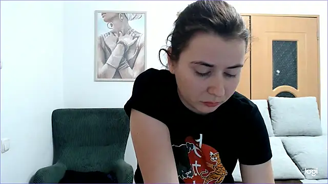 Snapshot of VioletaFlower7 chatting on 13, 12, 2025 VioletaFlower7 online show from 13, 12, 2025