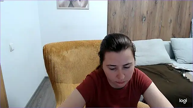 VioletaFlower7 online show from 16, 5, 2026