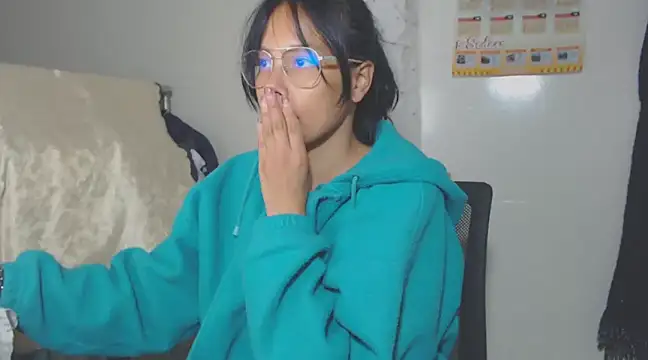 Snapshot of home_vlak chatting on 6, 3, 2025 home vlak online show from 6, 3, 2025