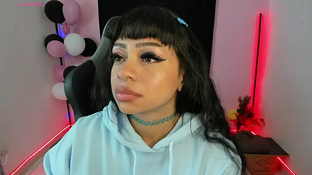 zoesullivan online show from 21, 12, 2024