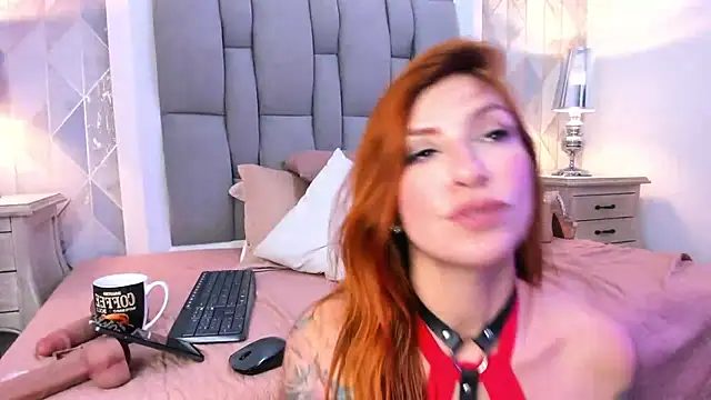 Ginger Violetta  online show from 28, 12, 2024