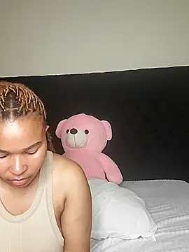 R-thequeen online show from 25, 2, 2026