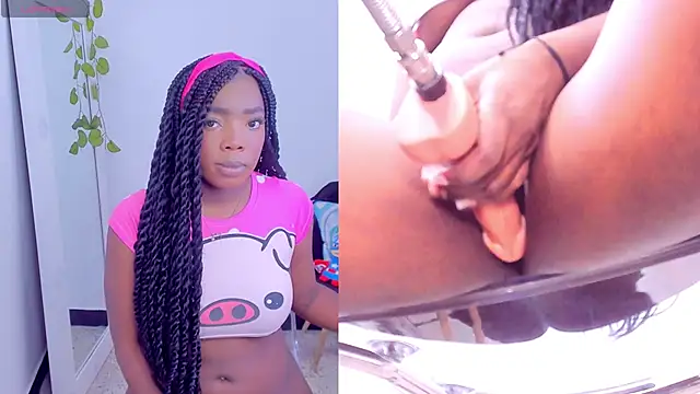 Snapshot of zoeethompson_cm chatting on 12, 2, 2025 zoeethompson cm online show from 12, 2, 2025