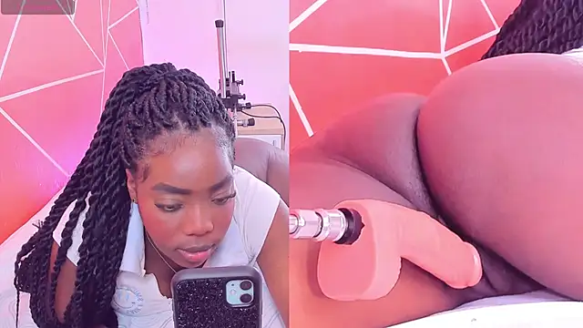 Snapshot of zoeethompson_cm chatting on 10, 3, 2025 zoeethompson cm online show from 10, 3, 2025