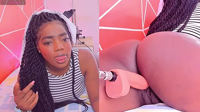 Snapshot of zoeethompson_cm chatting on 14, 3, 2025 zoeethompson cm online show from 14, 3, 2025