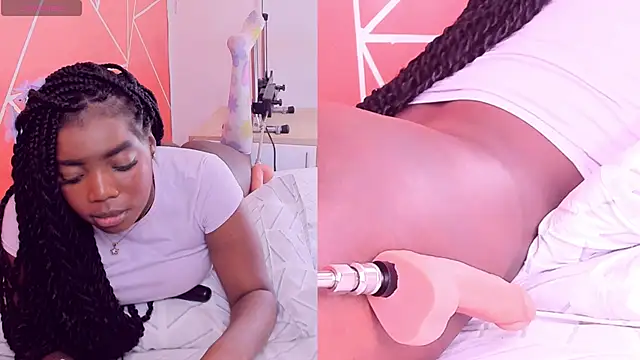 Snapshot of zoeethompson_cm chatting on 19, 3, 2025 zoeethompson cm online show from 19, 3, 2025