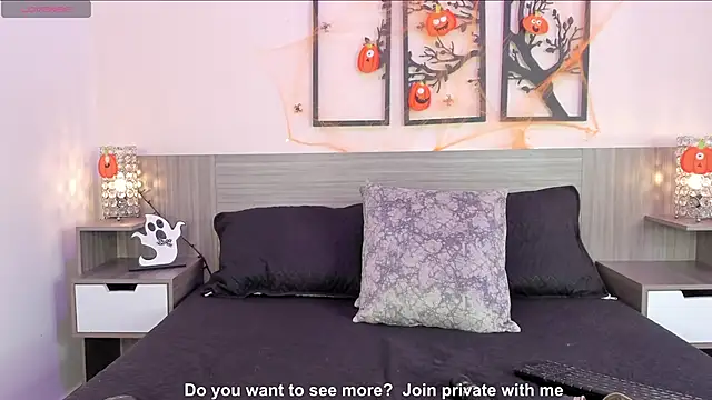 Snapshot of SkinnyFoxy chatting on 16, 10, 2025 SkinnyFoxy online show from 16, 10, 2025