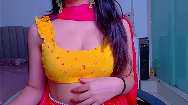 Aashika-Kaur online show from 2, 12, 2025